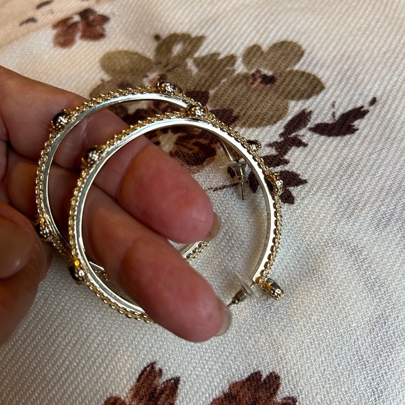 **SOLD** Kendra Scott Ashley hoop earrings & Jenna bracelets.  Never worn! - Picture 5 of 8